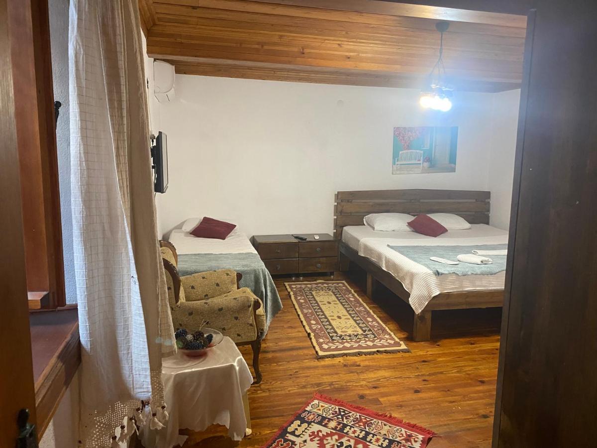 Otel Manolian Sirince Селчук Екстериор снимка