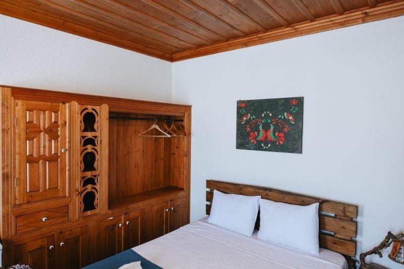 Otel Manolian Sirince Селчук Екстериор снимка