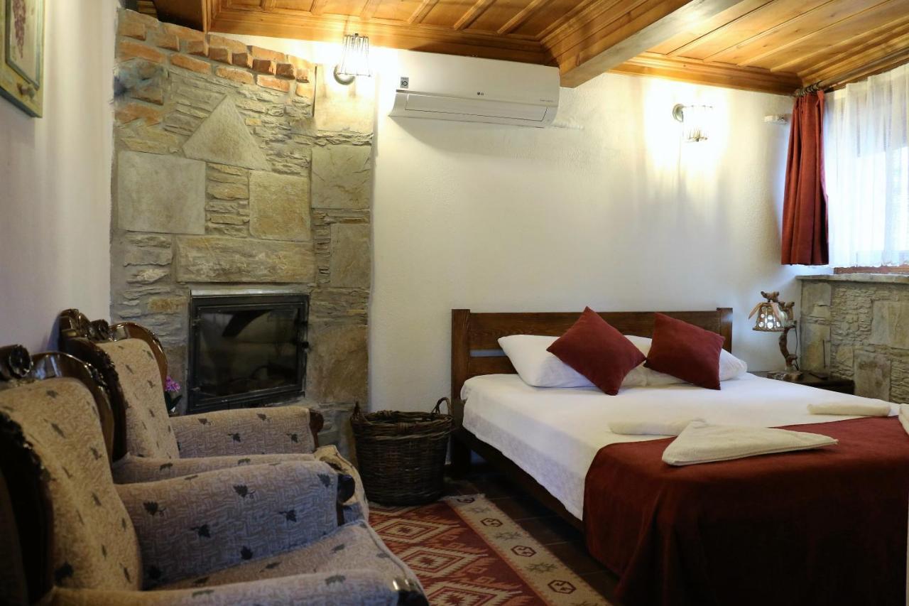 Otel Manolian Sirince Селчук Екстериор снимка