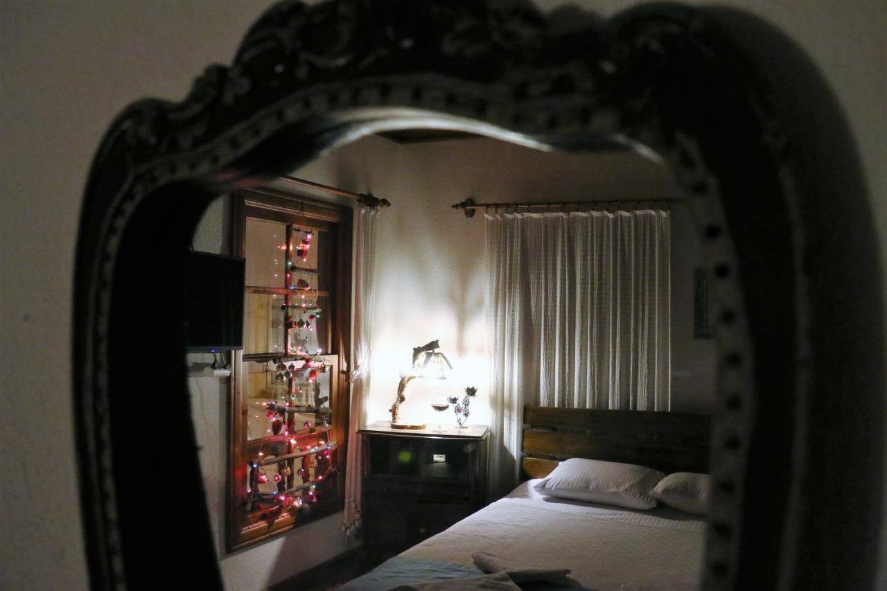 Otel Manolian Sirince Селчук Екстериор снимка