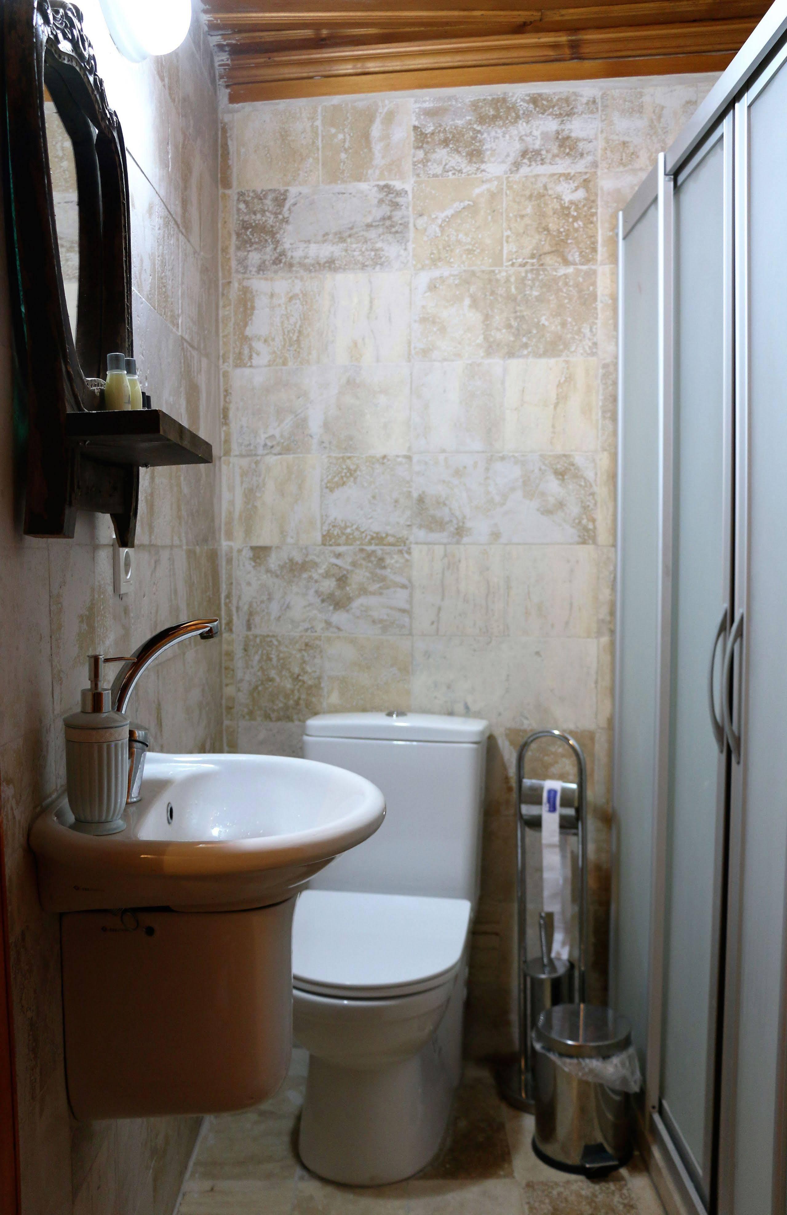 Otel Manolian Sirince Селчук Екстериор снимка